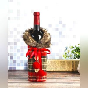 Christmas Plaid Buttons Fur Collar Wine Bottle Cover